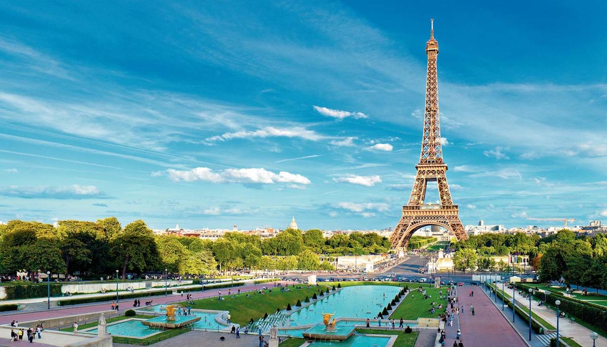 MarieLou_Agency's tweet photo. We wish you a wonderful afternoon ! Enjoy this sunny day ! #Paris lovers #IESEGsmm https://t.co/kmmZo4fyS8