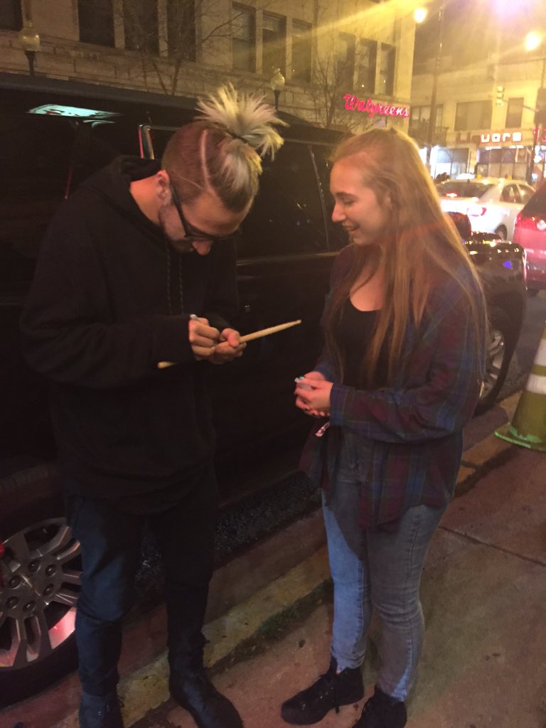 mukeftpanic's tweet image. So yeah that happened 😭