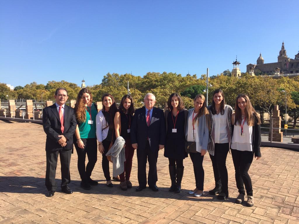 Preparant el Seminari d'Educació Emocional. Lideratge i empatia <a href="/cuhd_edu/">CU Henry Dunant</a> <a href="/CaixaForum_CAT/">CaixaForum</a>