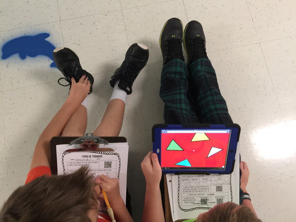 LeannHamstra's tweet image. Our QR Code took us to a rap to help us classify triangles! I am going to be singing it all day! #math5.G.3