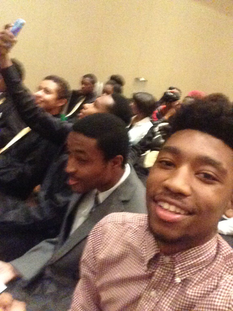 Dedicated_11's tweet photo. #yls2015 https://t.co/Z5y903Li21