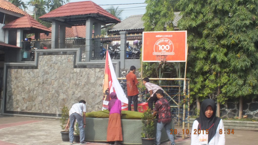 OSIS_SMAPI3's tweet photo. Pemasangan dan Pembuatan Panggung,Banner serat Tempat Untuk Juri #laterepost https://t.co/HIyd3mQDZb