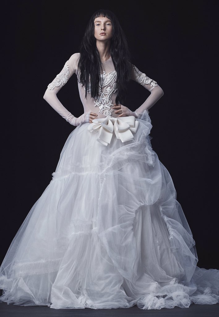 VeraWang's tweet photo. Preview the #VeraWang Fall 2016 Bridal Collection Nov 6-8 at our Rodeo Dr flagship. 428 N Rodeo Drive, Beverly Hills https://t.co/ZrX8mkqdHX