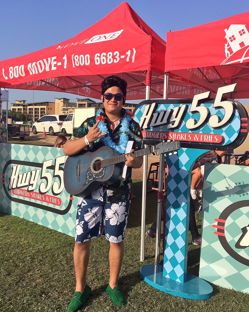 JoBrettAD's tweet photo. It's Toast Americas day 🇺🇸 @EscapeUAE @tryitad @AbuDhabiGolf even Elvis showed up! #escapeevents #toastamericas #uae https://t.co/8xVNeRZXXS