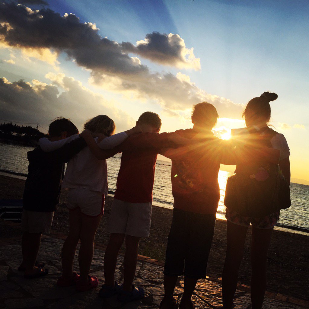 K8Cocker's tweet image. One day left #Greece #kids #stolensunshine