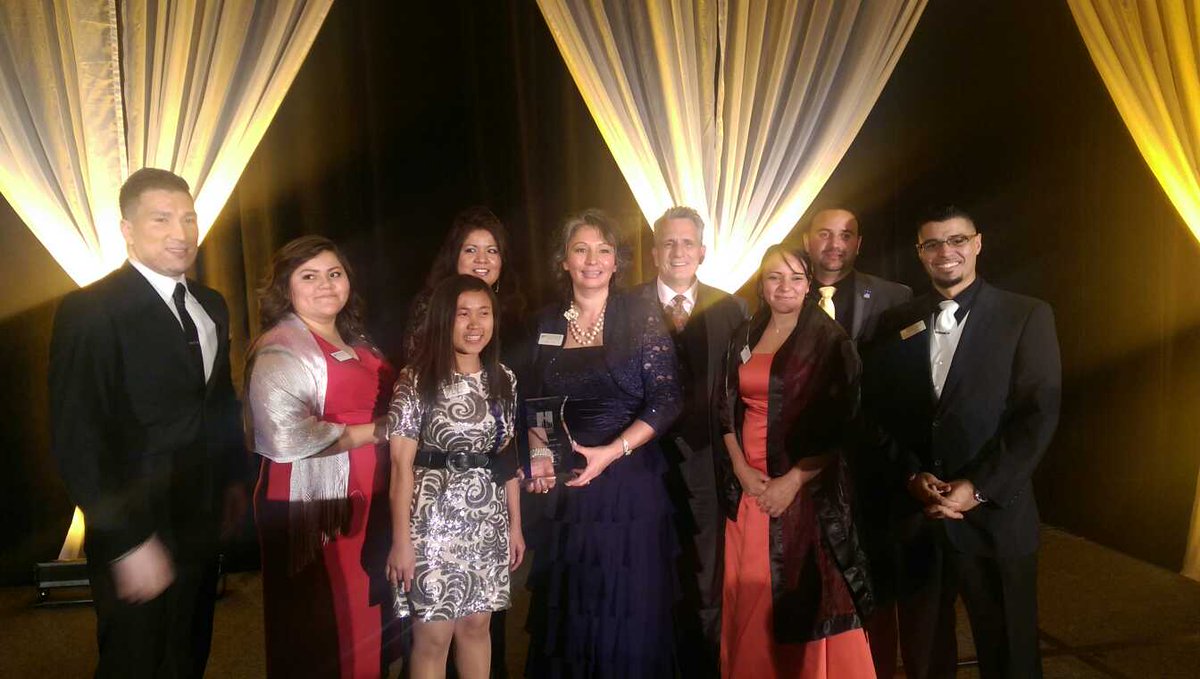 EnterpriseBankT's tweet photo. Incredible Night! So honored and proud of our team &amp; what we have accomplished together. #ElDoradoAward @hccgkc https://t.co/T6poYueU7b