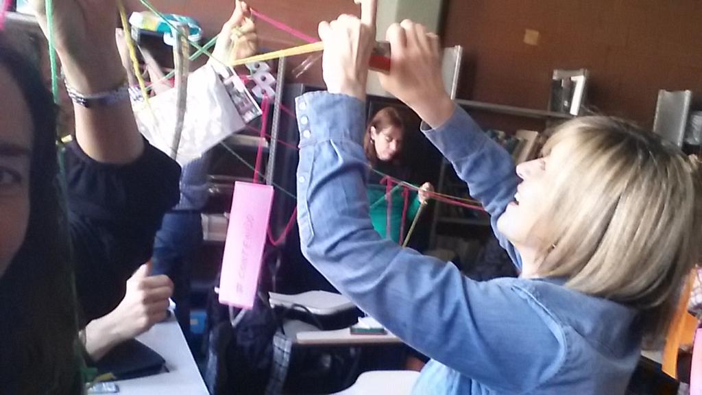 Cristinasma29's tweet photo. #mteUBA Entramando entre todos el cierre de este poderoso Seminario6 Gracias!@carinalion @marianamaggio @veroperosi https://t.co/1hwWsDPfzE