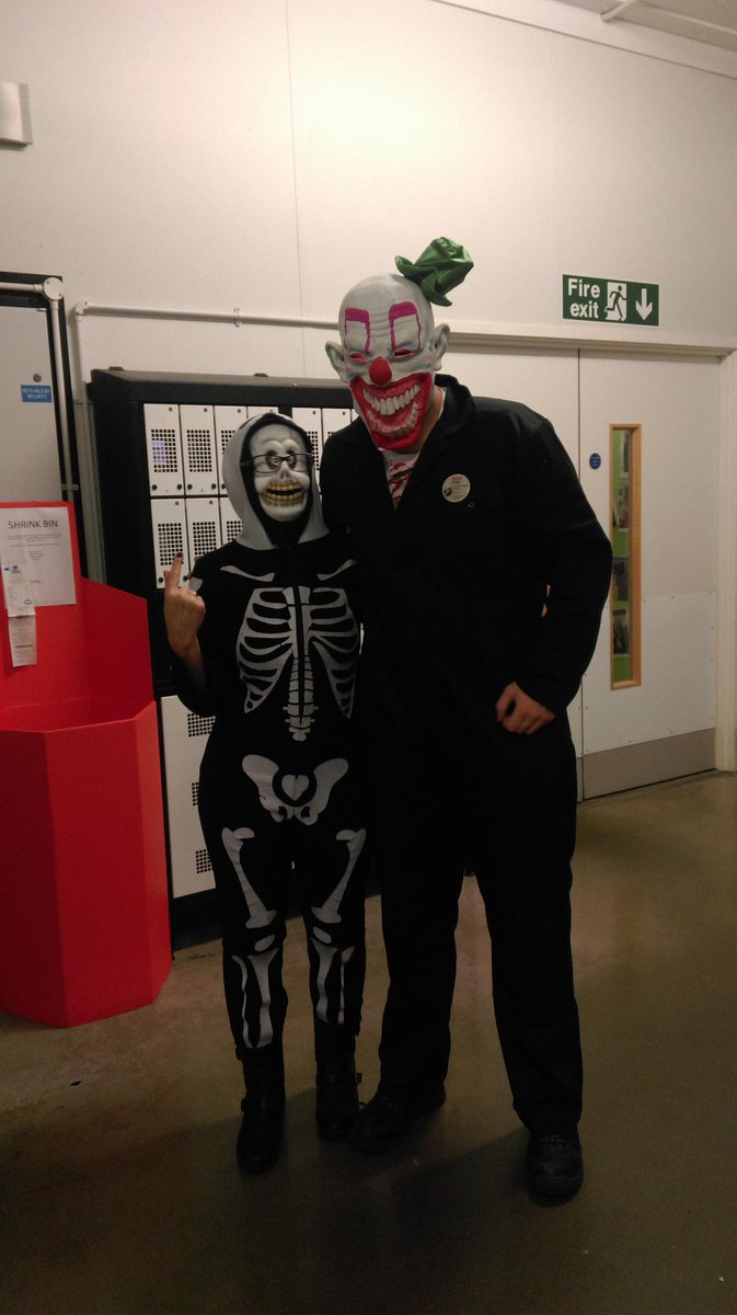tescosoutham's tweet photo. A great effort from team Southam for a bit of Halloween fancy dress 👹👻👿💀👺🎃 https://t.co/m49cV6nWmd