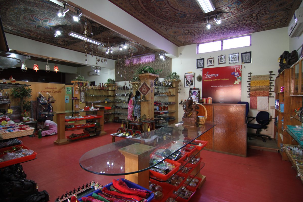 ShivanjaliTrust's tweet photo. Our Craft Shop @coimbatore #Lavanya #ShivanjaliCreation @ShivanjaliTrust https://t.co/3FE6FwXcLK