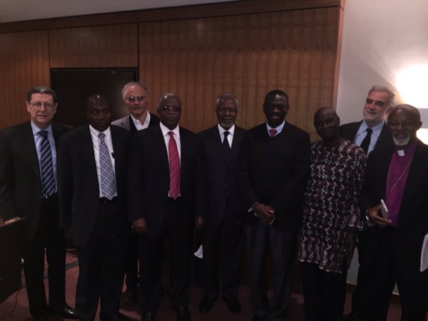 IamNotFogten's tweet photo. @AmamaMbabazi @FDCOfficial1 @dzniringiye . we are waiting for "somthing" #TDAdecides https://t.co/EwagteitYP