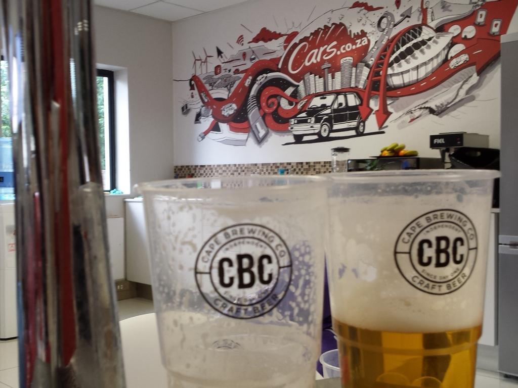 JustinGriesel's tweet photo. Surprise Beer Dropoff!!! at @CarsSouthAfrica Thanks to @CapeBrewingCo and @ZomatoSA https://t.co/bGG5Wesb9c