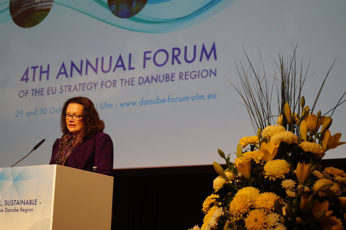 danubiz_eu's tweet photo. Bundesministerin für Arbeit und Soziales, Andrea Nahles einer der Sprecher beim 4en Annual Forum #EUSDR https://t.co/cQiO12sddc