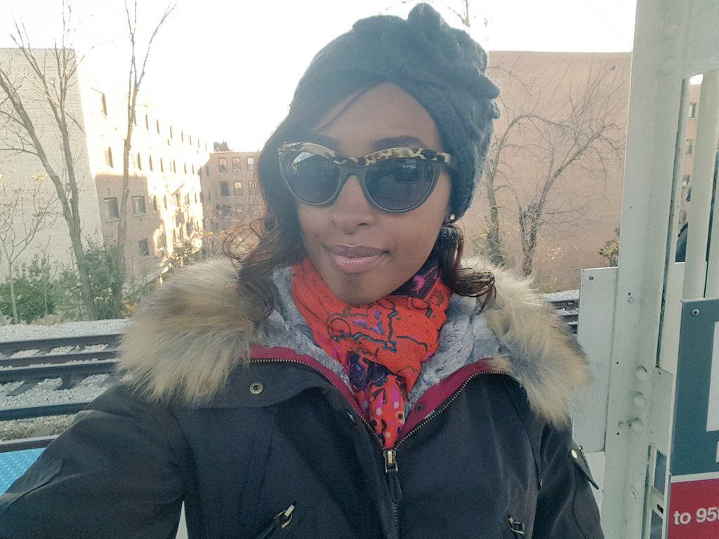 hnstlytatianah's tweet photo. Under 40°= Coat weather #Chicago #fauxfur #commutestyle https://t.co/UjArDNKL6e