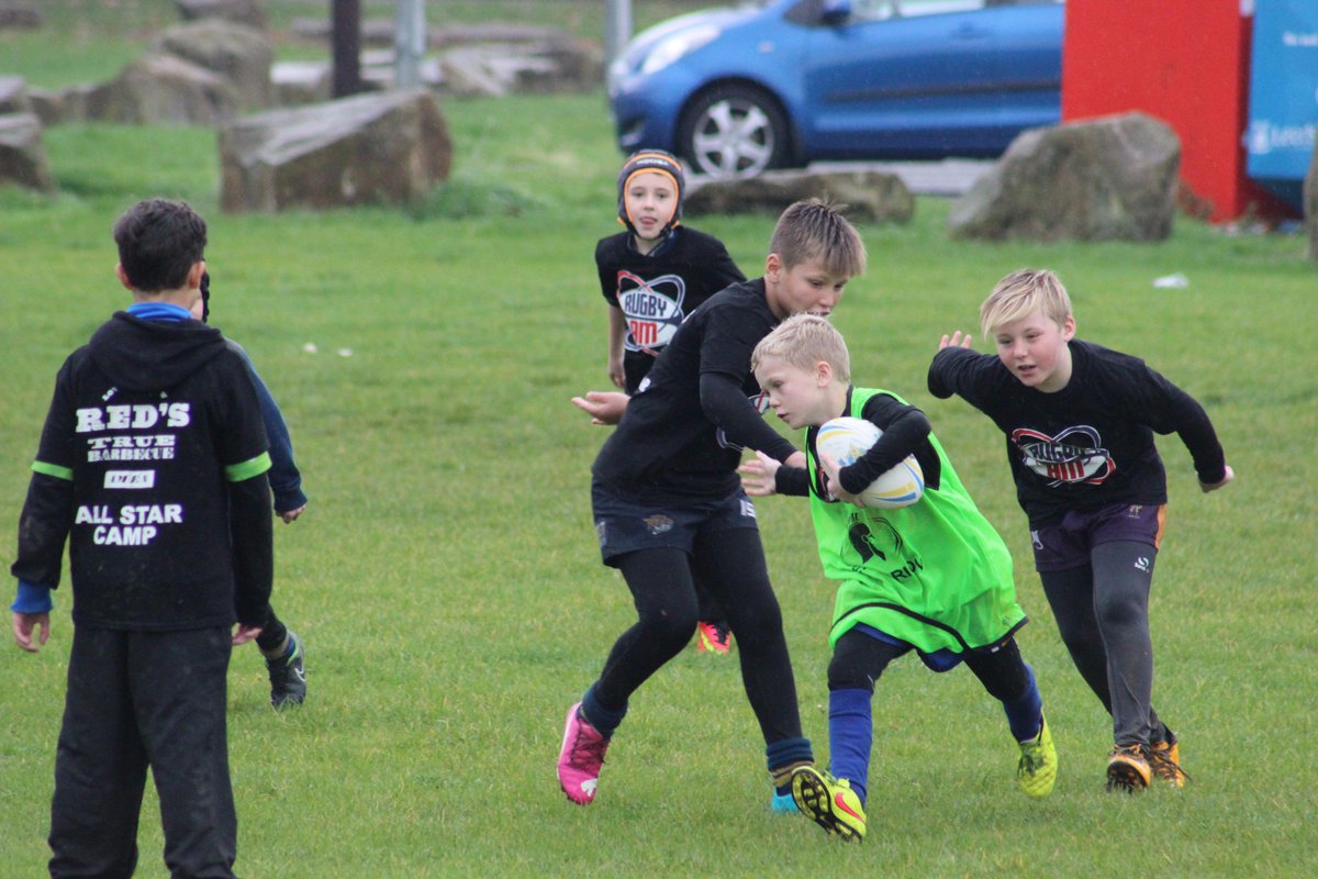 LoveThePadel's tweet photo. Are you a Dad with a kid that plays rugby? Well you'll be able to relate to this #DadGuide.. https://t.co/bmHUxobMjl https://t.co/jNv4CFFx6S