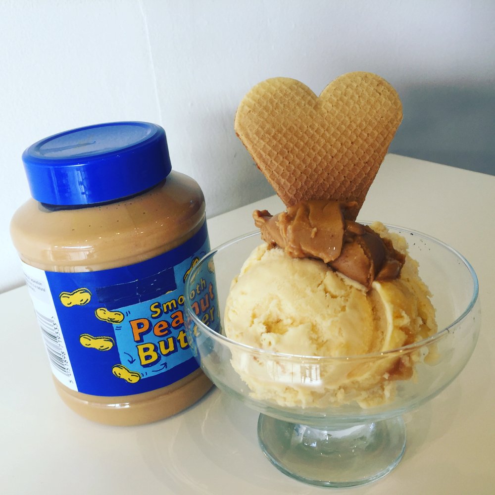 YoNitro_Belfast's tweet photo. Simple but effective! #Peanutbutter flash frozen taste explosion. Treat your tastebuds at #YoNitro #FroYo https://t.co/ddCwxNLfok
