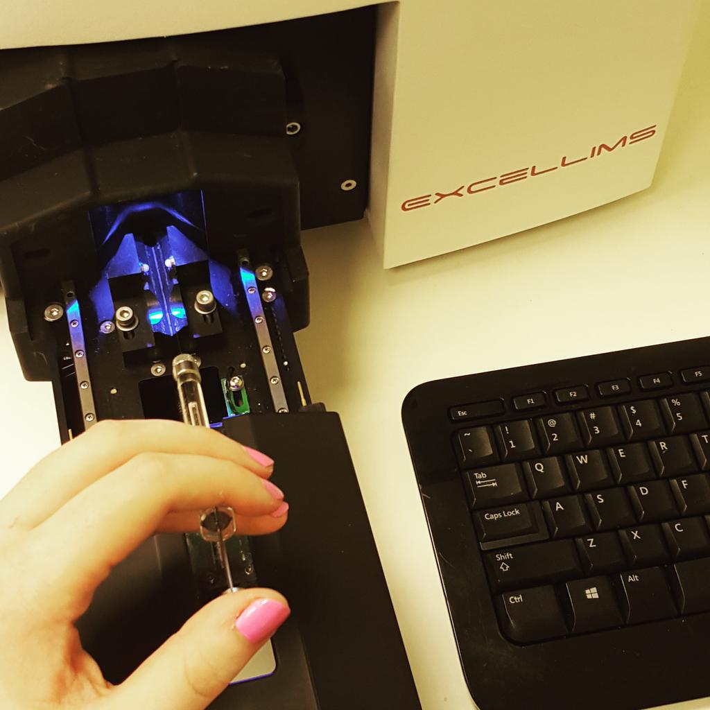 ashscientific's tweet photo. Testing caffeine samples with our IMS #spectroscopy https://t.co/6juE4YNmhU