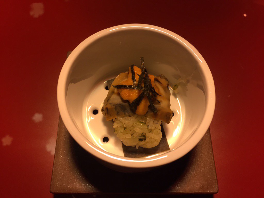 RatasitC's tweet photo. Appetizers for tonight's Kaiseki set at Kisso: crabmeat, prawns, abalone, sea urchin roe, &amp; citrus sake. @sushipro https://t.co/G1btIdOIoK