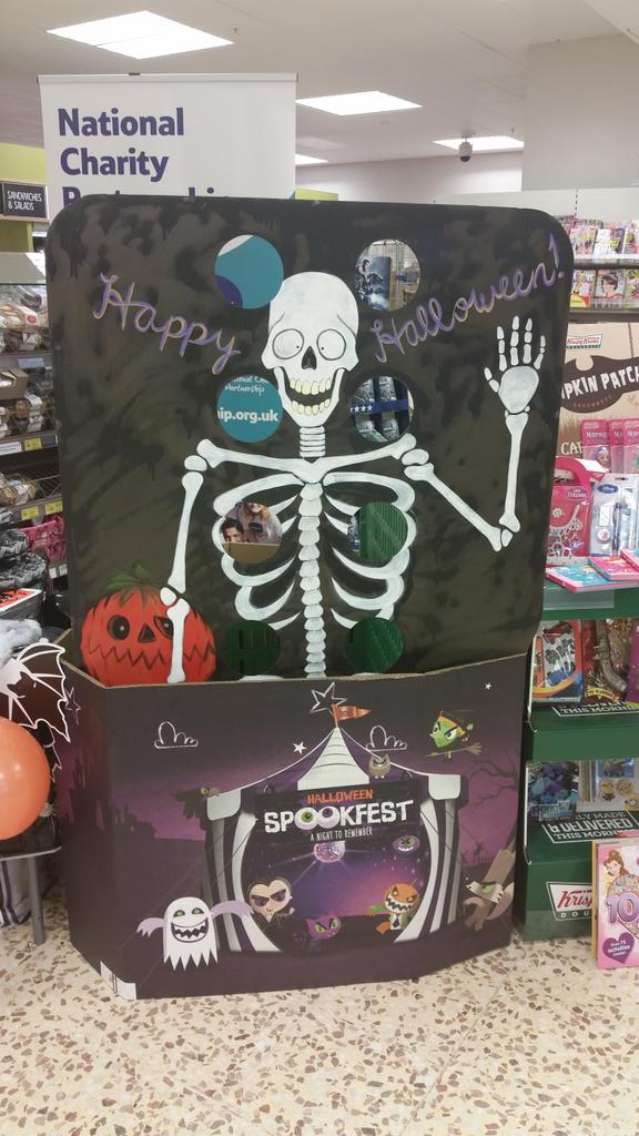 Helengraham18's tweet photo. Halloween fun @TescoAllerton don't forget the car park fun day tomorrow :) @br09ham @SamiCam72 @SAYSallerton https://t.co/FKplSDKTQv