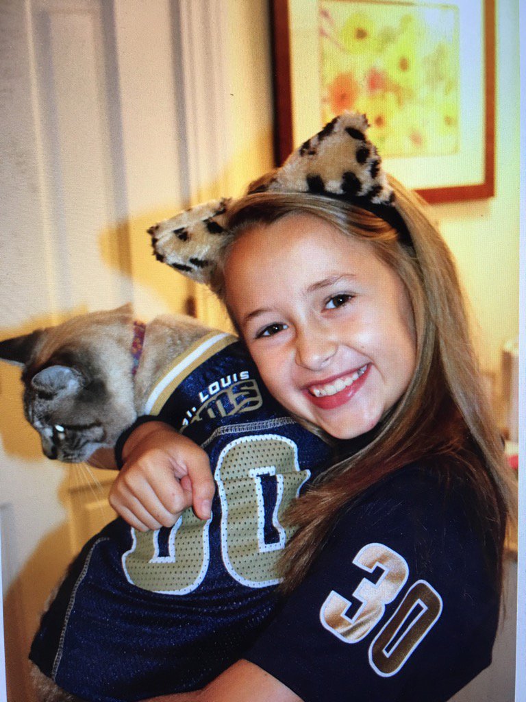 eac7770's tweet photo. @TG3II Halloween 2015....Todd Gurley...the cat and kid! https://t.co/3eOmK9j1uH