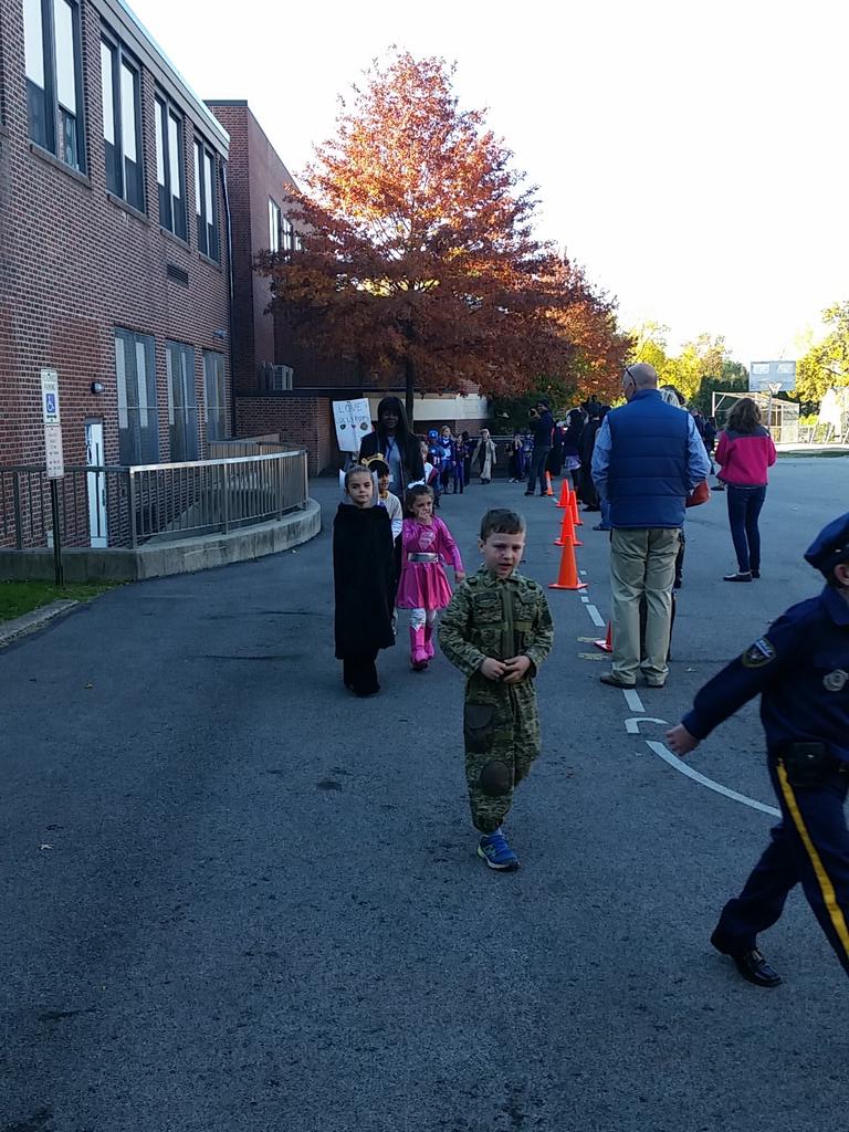 ENFIELD_SDST's tweet photo. Enfield's Costume parade!  The students are so excited! @ENFIELD_SDST https://t.co/0orrF2nqcc