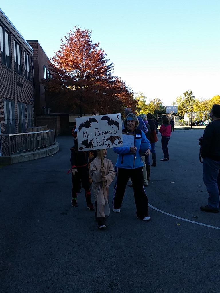 ENFIELD_SDST's tweet photo. Enfield's Costume parade!  The students are so excited! @ENFIELD_SDST https://t.co/0orrF2nqcc