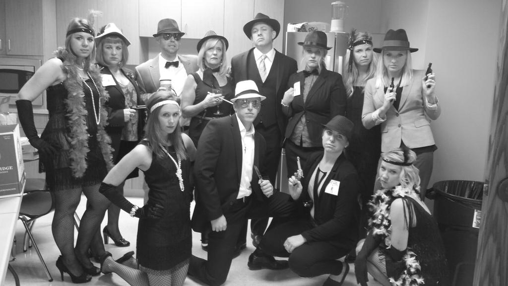 gwensirna's tweet photo. 4th Annual Murder Mystery is On!  Roaring 20s- someone's gonna get clipped! #myjobsmorefun #OPRocks #murdermystery https://t.co/yAdhlPNUlw