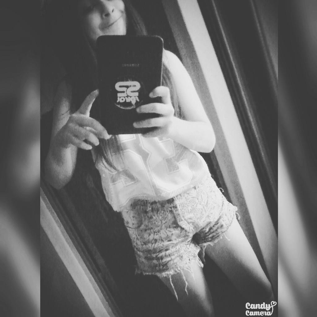 fedecor00's tweet photo. ♥ Nada es para siempre :) https://t.co/wPhXa2iftW