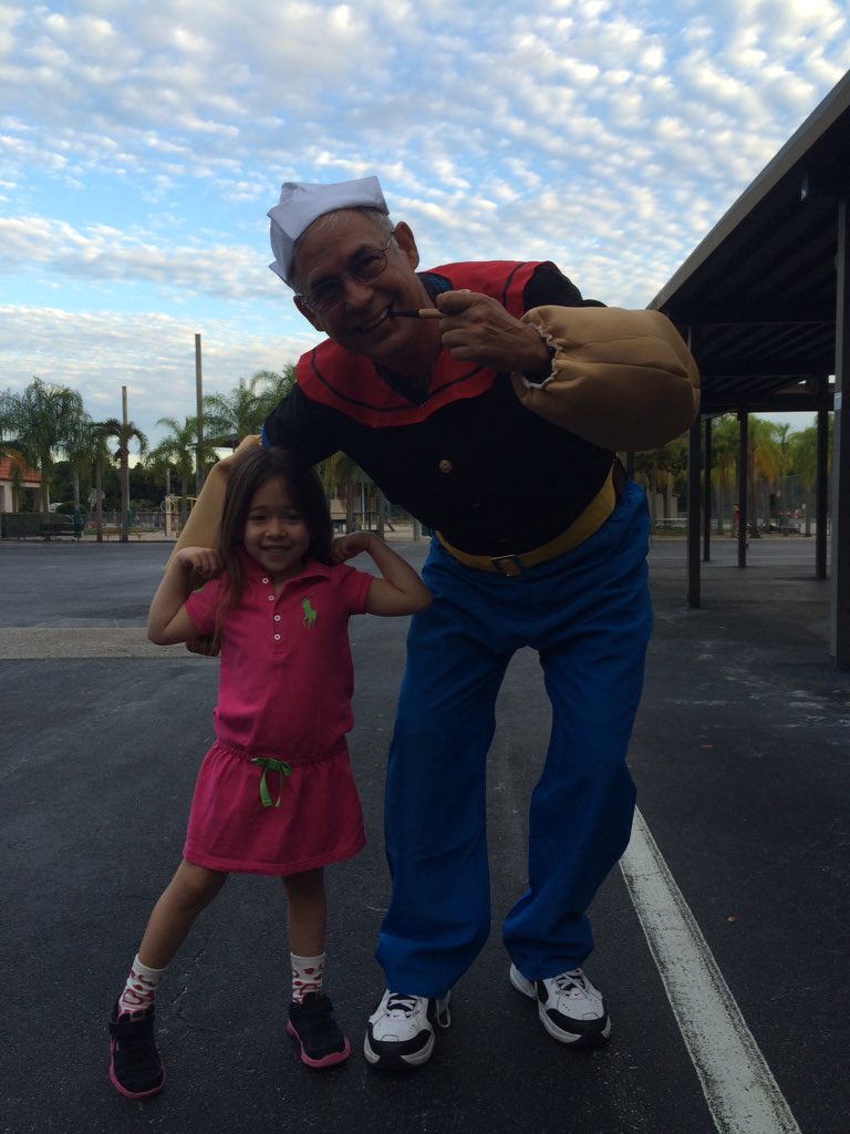 chaneljosephson's tweet photo. Popeye at NPE! @NPESharks https://t.co/ys9u8bDLYm