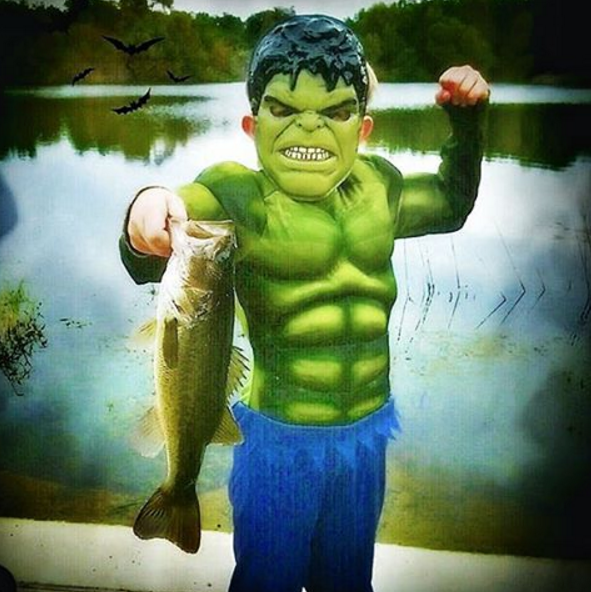 filthyanglers's tweet photo. A True Filthy Family and #filthykid getting in on the Halloween Costume Contest. #Halloween #filthyboo https://t.co/D2HAmjzvK2