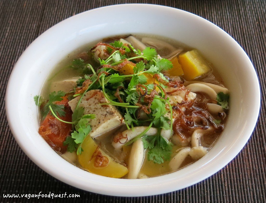 VeganFoodQuest's tweet photo. Our #vegan guide to #Vietnam

#vegantravel #veganfood #whatveganseat #plantbased #TTOT

https://t.co/0wKg9oJgxC https://t.co/mcF0j4gaiL