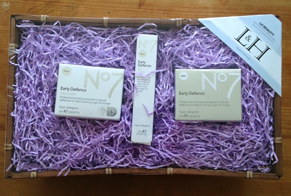 LorenzoHart's tweet photo. Get your #Christmas hampers tomorrow  @ #harborough #market https://t.co/cczx7dSze6
