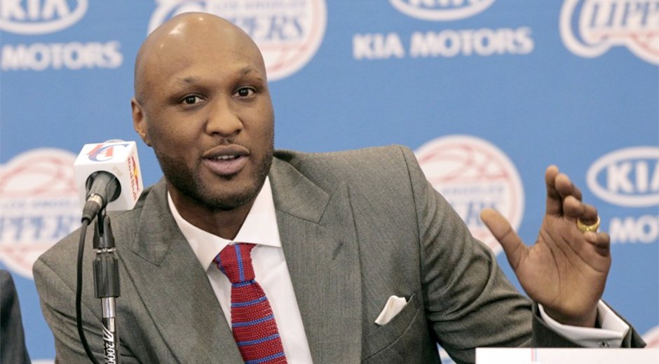 globovision's tweet photo. Lamar Odom abandona la unidad de cuidados intensivos https://t.co/hloliBWhcG https://t.co/lLa5W6tjc2