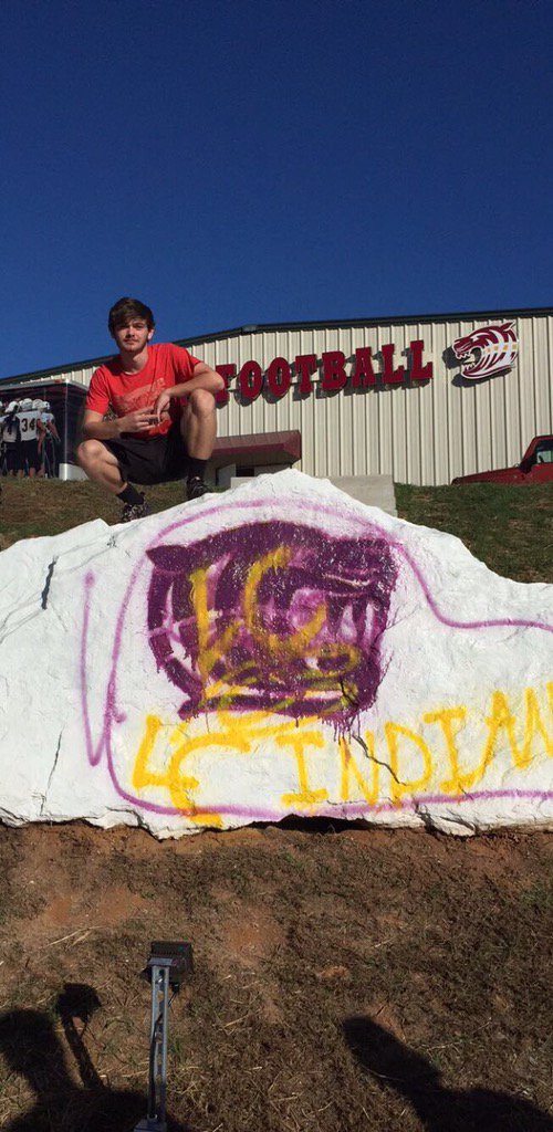 drewbarnes28's tweet photo. https://t.co/AGCPXnnKQP