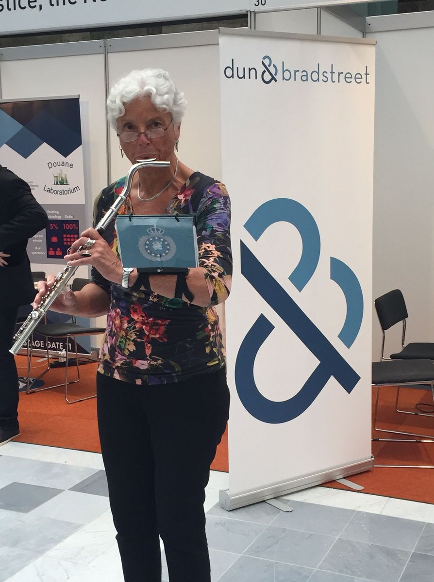 zivbaida's tweet photo. Dutch #Customs band offered a "grande finale" for #2015WCOTIF conference; here at the D&amp;B booth
@DnBUS @DNBNEDERLAND https://t.co/ucDn0Toupa