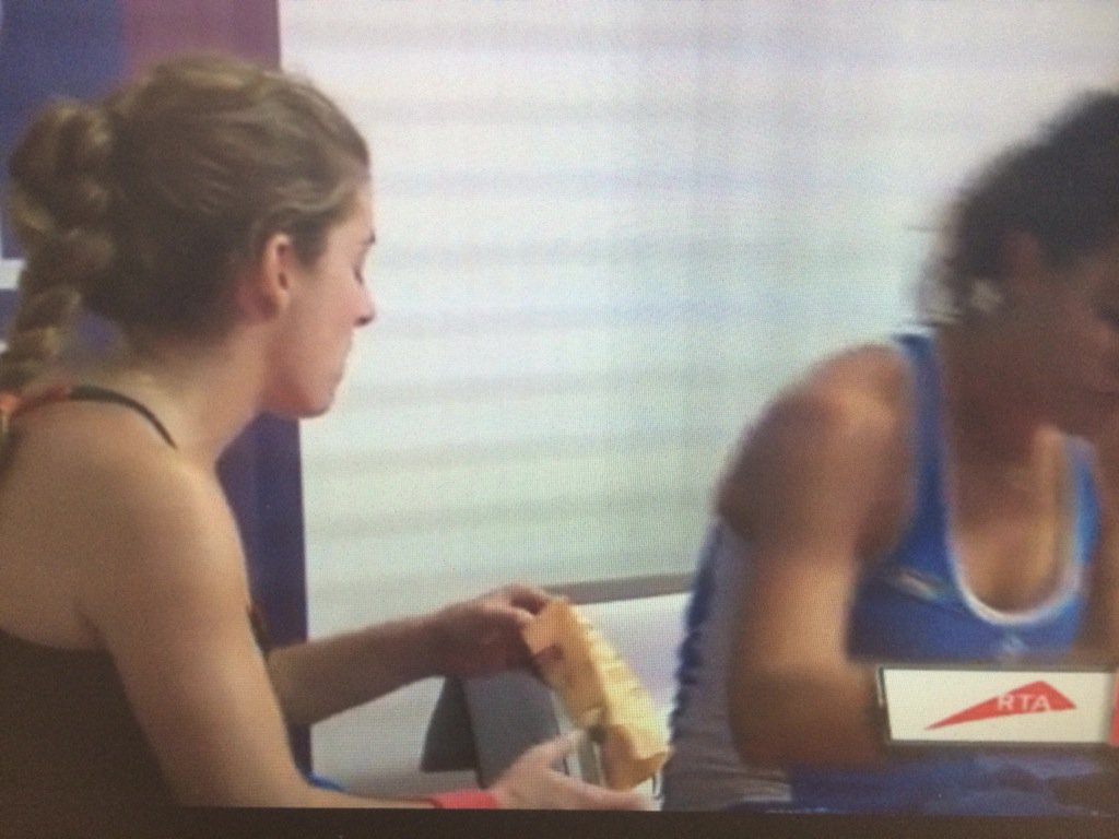 padel20's tweet photo. Ahora solo falta que @AleeeeSalazar nos diga la marca de frutos secos que le han dado fuerza hasta el Final 👏👏 https://t.co/xiQujLeKyB
