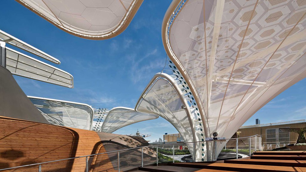 All__Energy's tweet image. I #SolarTrees di @expo2015germany: intervista a #LennartWiechell #fotovoltaico #Expo2015 &amp;gt;&amp;gt;goo.gl/qt20lN