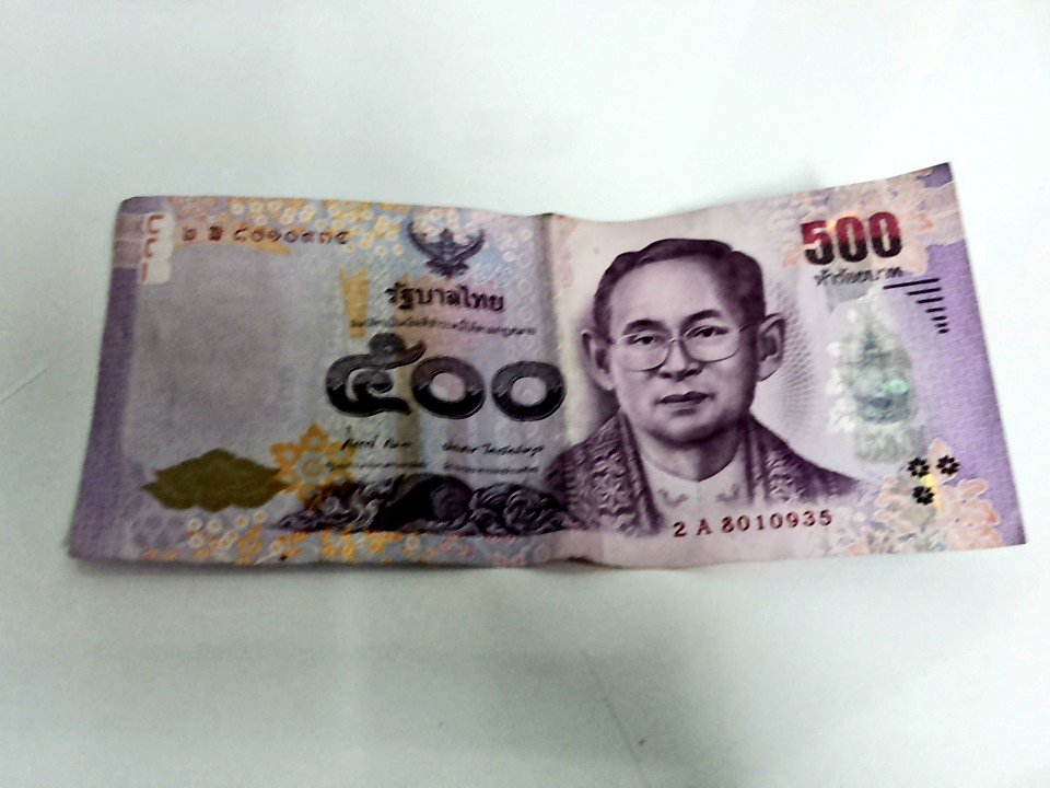 Jirap_tu's tweet image. ดีจัง แค่เข้าเรียนแล้วตั้งใจฟัง ก็ได้ตังค์ตั้ง 500 ชอบจังขอเรียนแบบนี้ทุกวัน
#คุณครูใจดี #Researchtechniques