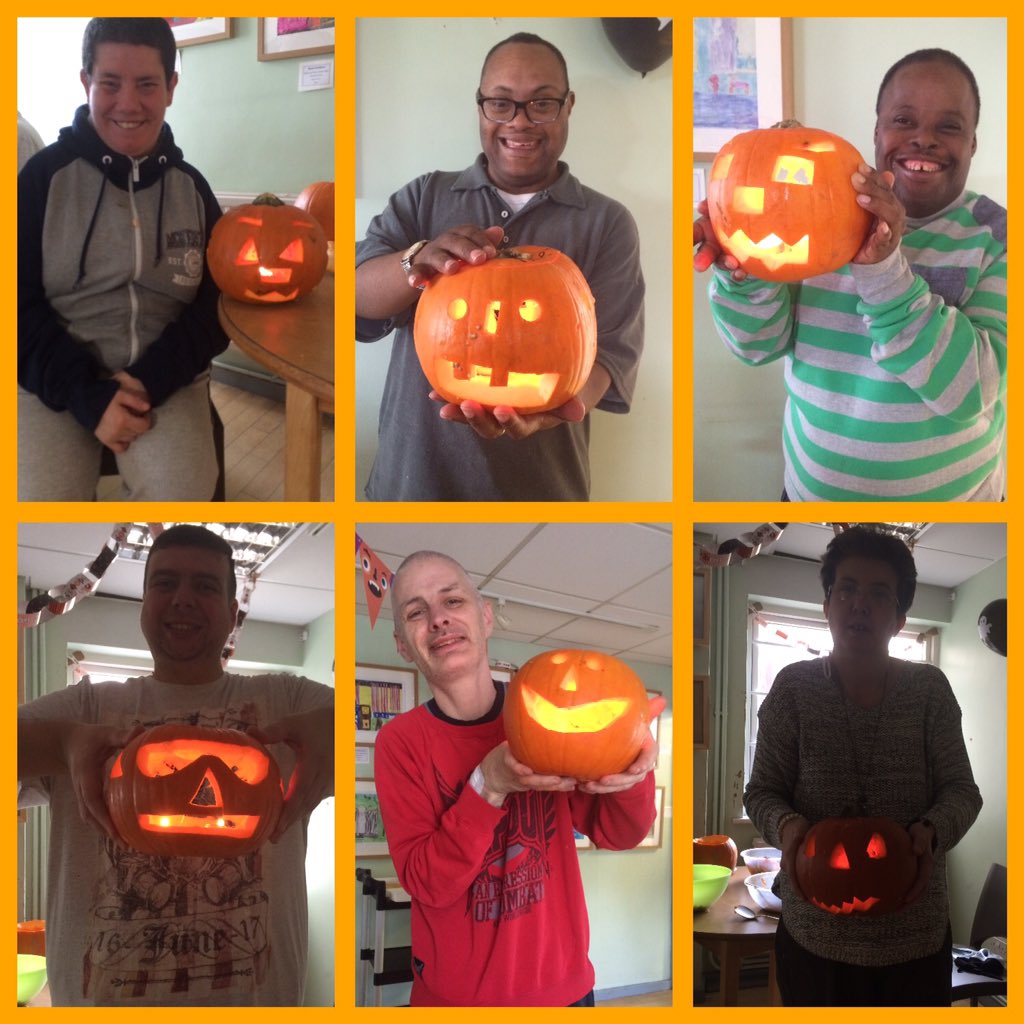 HealthyGenerate's tweet image. We had so much fun carving pumpkins today 🎃