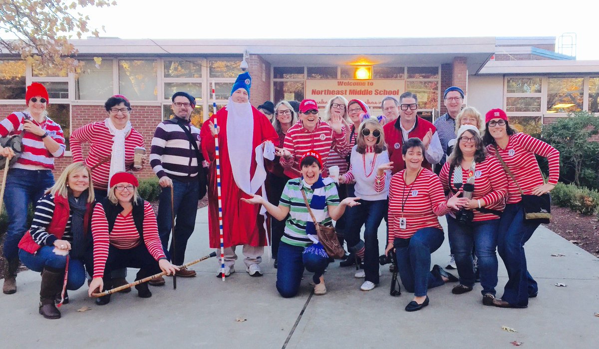 BAIMSdrama's tweet photo. Book Character Day shenanigans! #whereswaldo #wizardwhitebeard #whichoneiswaldo #willtherealwaldopleasestepforward https://t.co/TYSHY2ZJTT