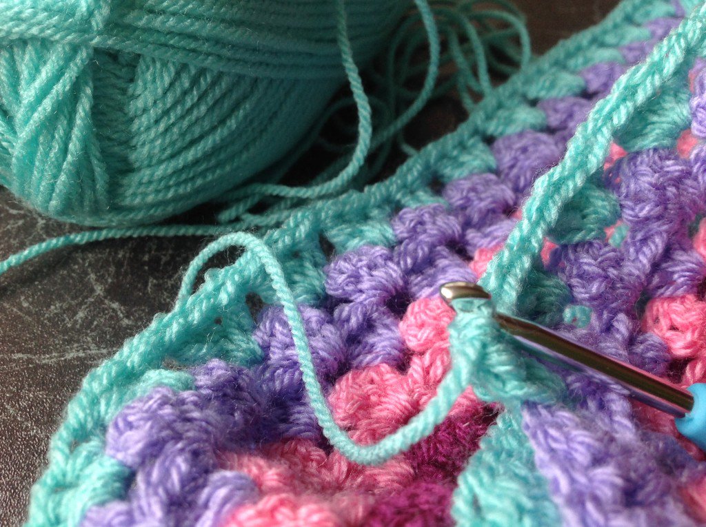 madebymiche's tweet photo. New blog post up - Granny Stripe Blanket - https://t.co/vVLCX2DZUN  #crochet #blanket https://t.co/CWKcqNOjbq