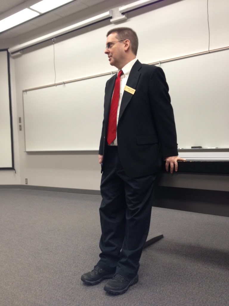 jibloc16's tweet photo. #IUSpress #journalismprofessor https://t.co/DCvjZd1RiG