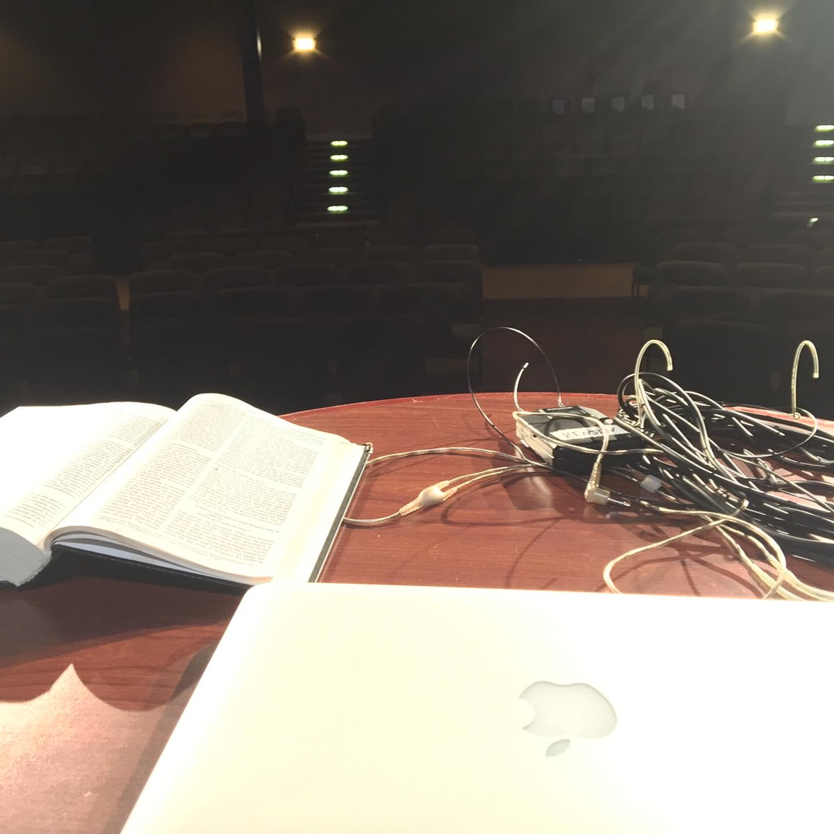 What a great office space for message prep!