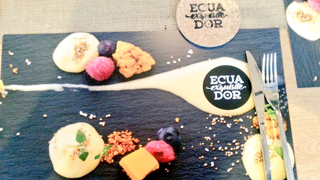 LatinAmericas50's tweet photo. Disfrutando de la comida ecuatoriana en un evento @proecuador_uk #Ecuador #EcuadorExquisito #EE15 https://t.co/ycK6FVSmQA