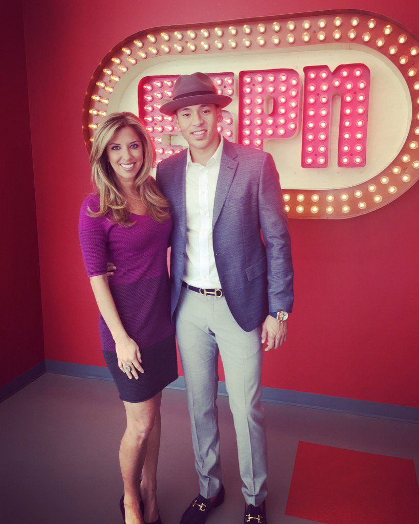 Sara Walsh tweet media