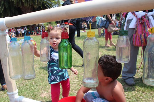 OtimaOOH's tweet photo. #SP celebra 80 anos de sua educação infantil com brincadeiras pelos parques locais https://t.co/vdNEYtgHIw #otimasp https://t.co/uyMs2LzllR