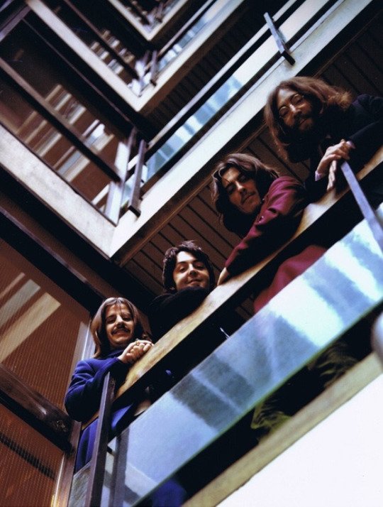 BeatlesSpain's tweet photo. Día 30: Fotografía favorita de John acompañado.
¡Hoy es el último día del #JLChallenge ! https://t.co/HwJBtqRvsC