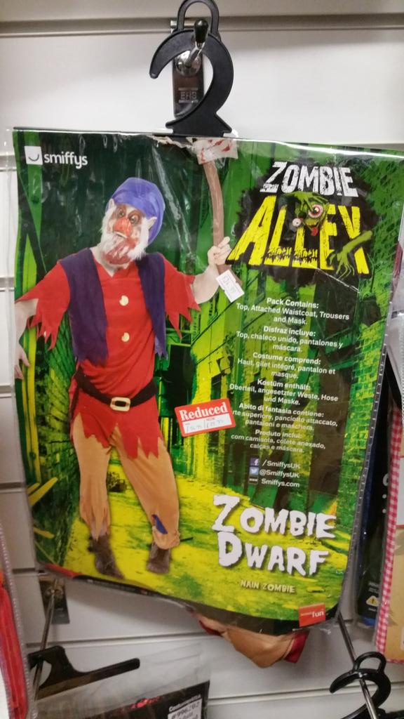 When they're gone, they're gone! #Halloween items ON SALE! We're open to 6pm #halloweencostume #sales