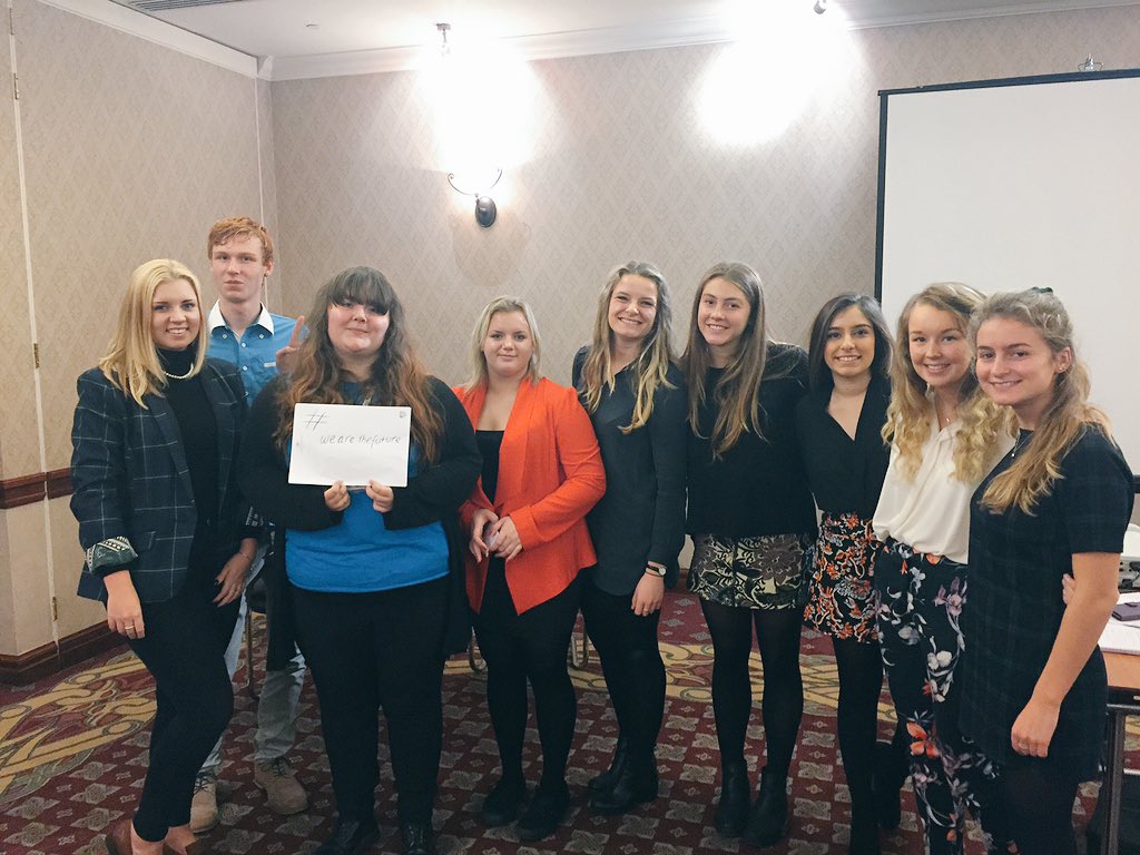 e4lbmouth5's tweet photo. Inspiring Workshop this morning with Abbie #WeAretheFuture #BeYourOwnInspiration https://t.co/HyfGx2wKrk