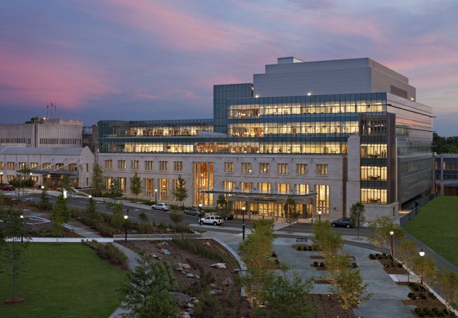 BEKBG_tweets's tweet photo. #fbf to our award-winning @USGBC LEED Gold @DukeCancer Center Facility #FridayPhotoOp https://t.co/QBymw4XmHy https://t.co/Ir3G3fdknT