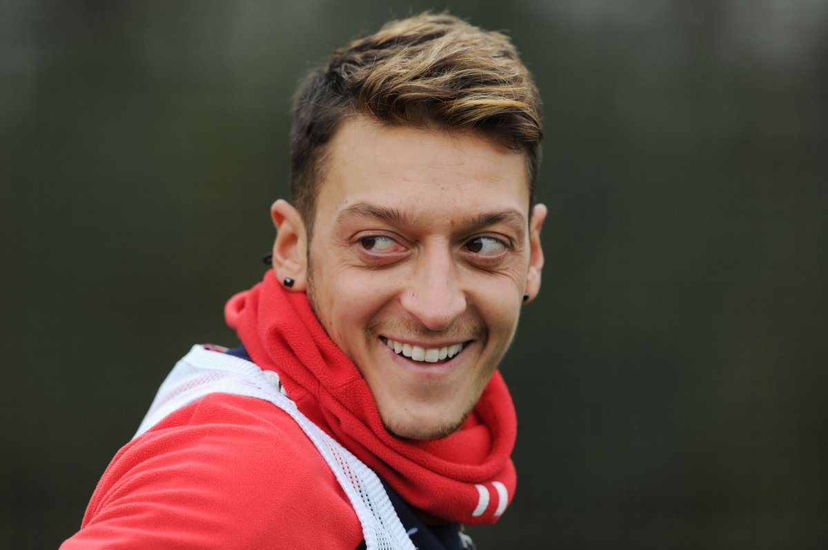 premierleague's tweet image. .@MesutOzil1088 has the best assists per game rate in #BPL history - averaging one every 2.71 matches #SWAARS